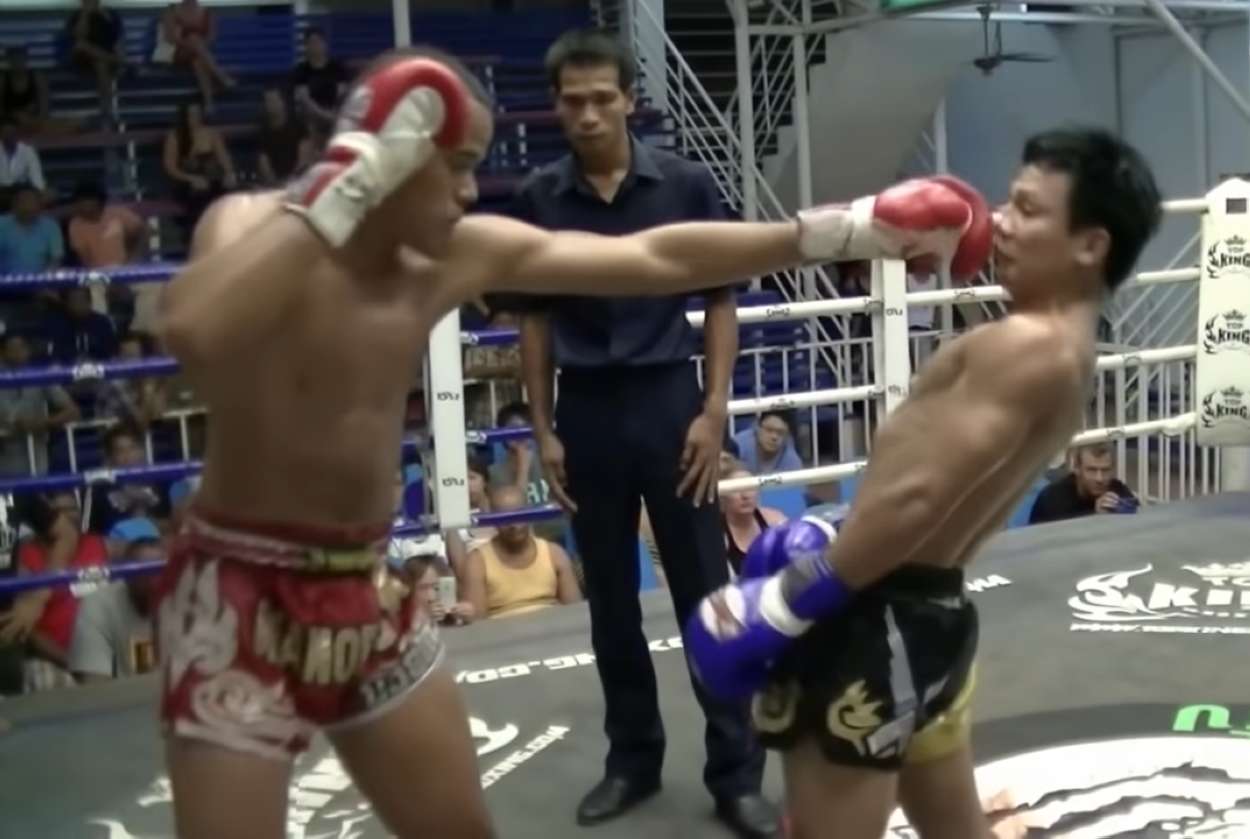 Lerdsila combattant boxe thai esquive-poing
