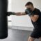 Gant de boxe sac de frappe : le guide pour choisir sans se tromper